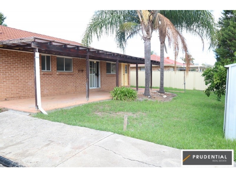 2 Colorado Street, Kearns NSW 2558