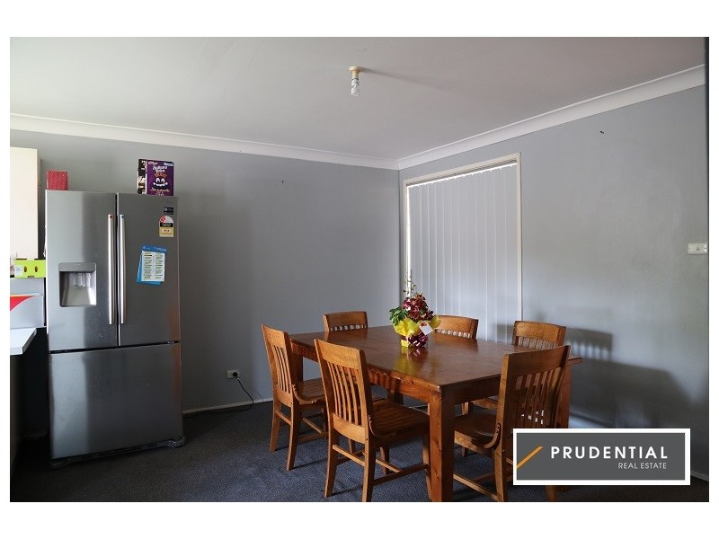 88 Potoroo Crescent, St Helens Park NSW 2560