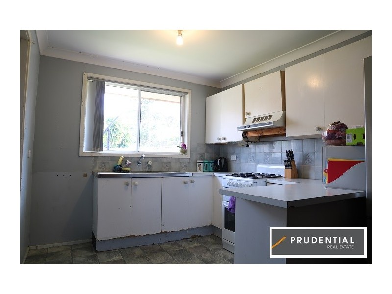 88 Potoroo Crescent, St Helens Park NSW 2560