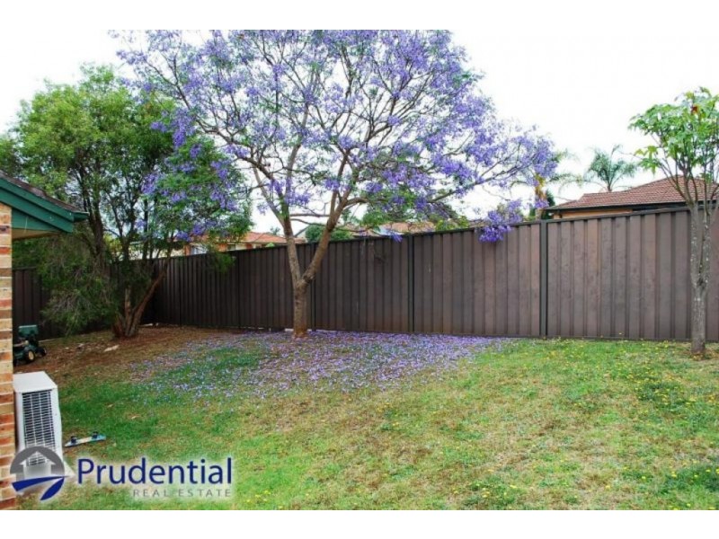 28 Romeo Crescent, Rosemeadow NSW 2560