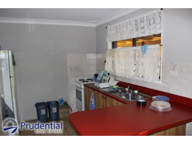 14 Agrippa Street, Rosemeadow NSW 2560