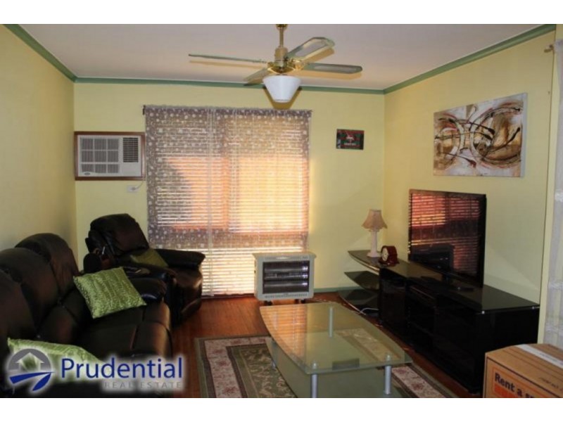 2 Elgin Avenue, St Andrews NSW 2566