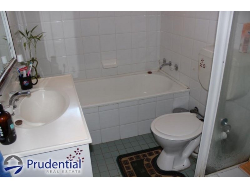 2 Elgin Avenue, St Andrews NSW 2566