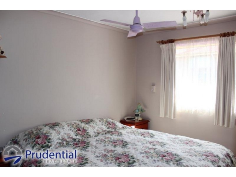 2 Elgin Avenue, St Andrews NSW 2566