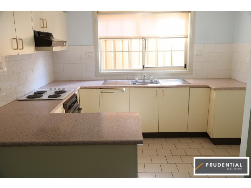 10/5 Wickfield Circuit, Ambarvale NSW 2560