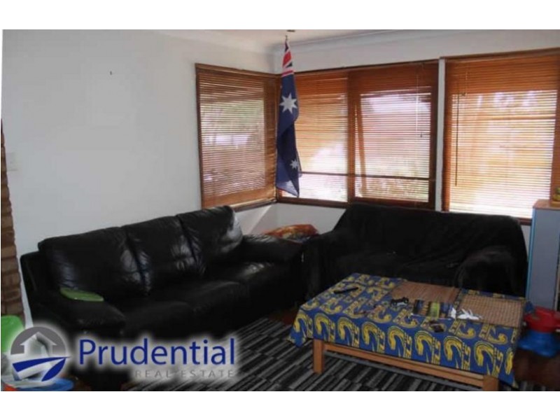 4 Bannockburn Ave, St Andrews NSW 2566