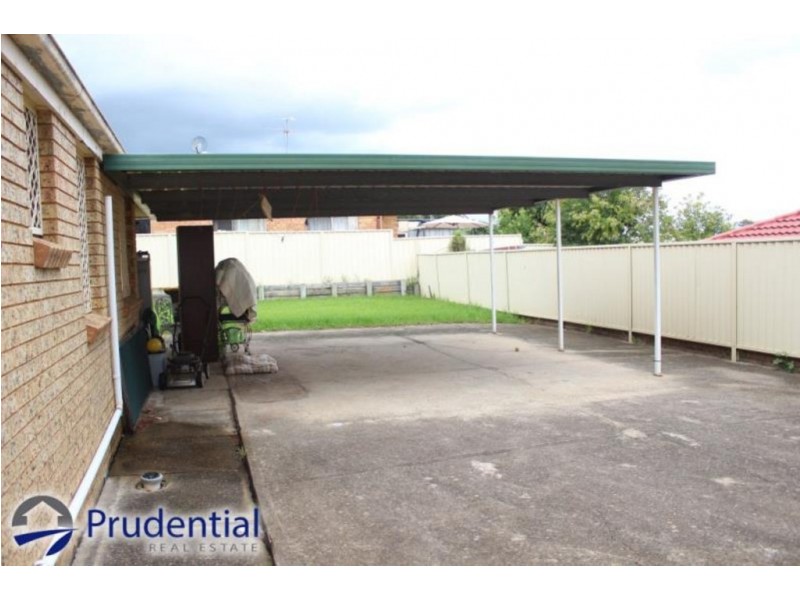 1 Polonius Street, Rosemeadow NSW 2560