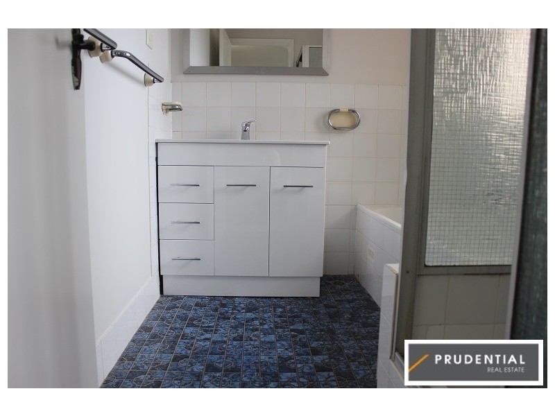 4/35 Rudd Road, Leumeah NSW 2560