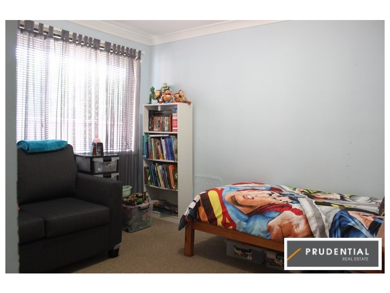 30 Debenham Ave, Leumeah NSW 2560