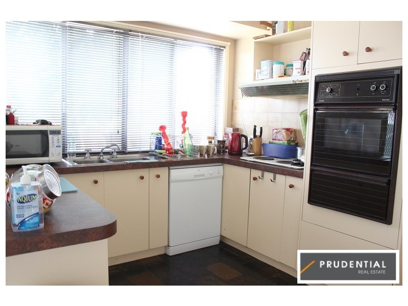 30 Debenham Ave, Leumeah NSW 2560