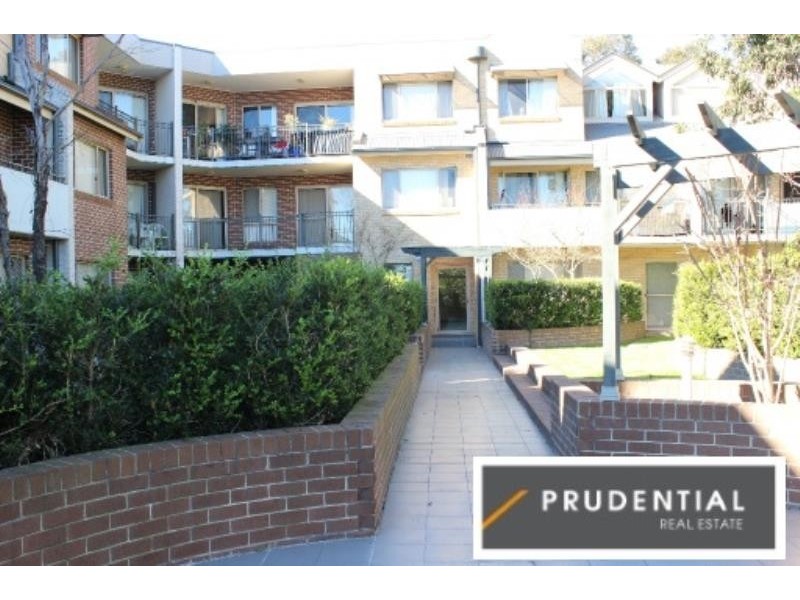 15/41 Woodhouse Drive, Ambarvale NSW 2560