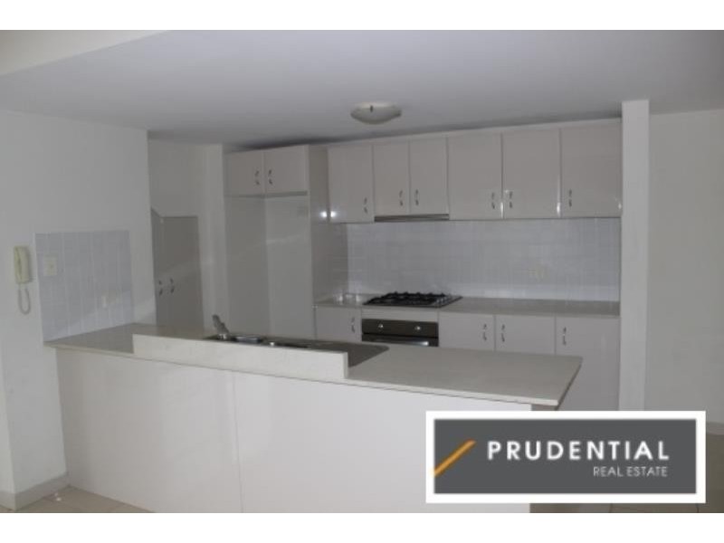 15/41 Woodhouse Drive, Ambarvale NSW 2560