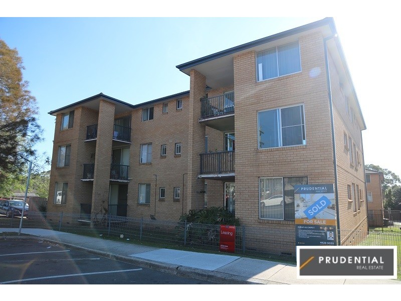 9/5 Hoddle Avenue, Campbelltown NSW 2560