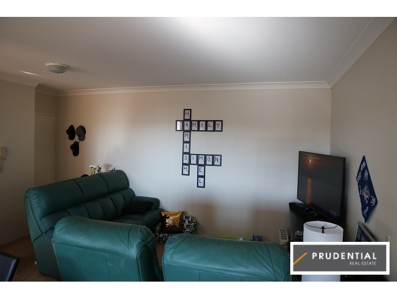 9/5 Hoddle Avenue, Campbelltown NSW 2560