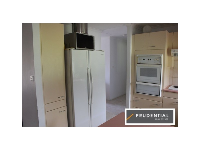 14 Clennam Avenue, Ambarvale NSW 2560