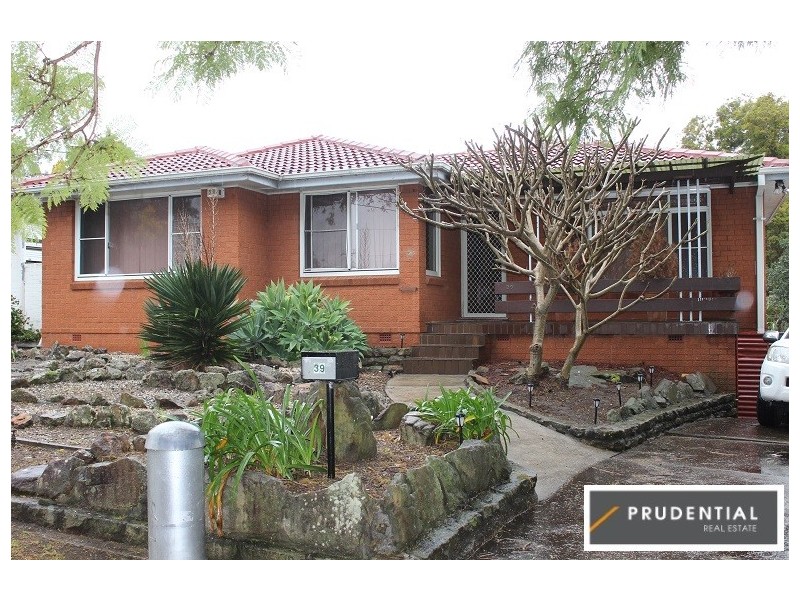 39 Leumeah Road, Leumeah NSW 2560