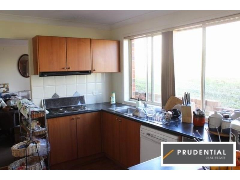 63 Claremont Circuit, Glen Alpine NSW 2560