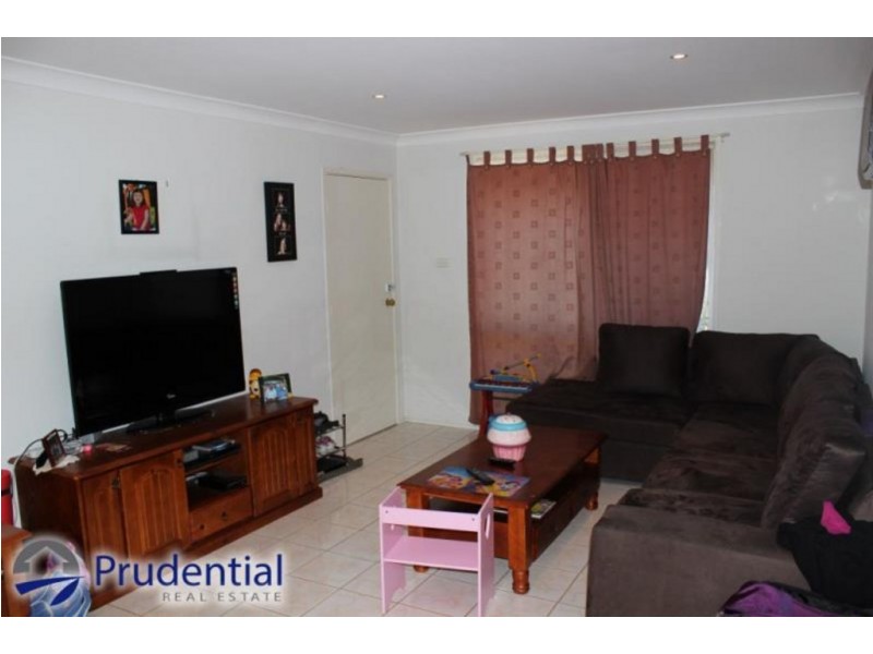 11/26 Blackwood Ave, Minto NSW 2566