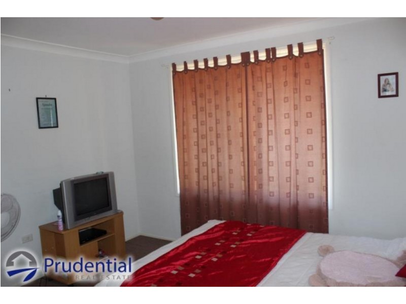 11/26 Blackwood Ave, Minto NSW 2566