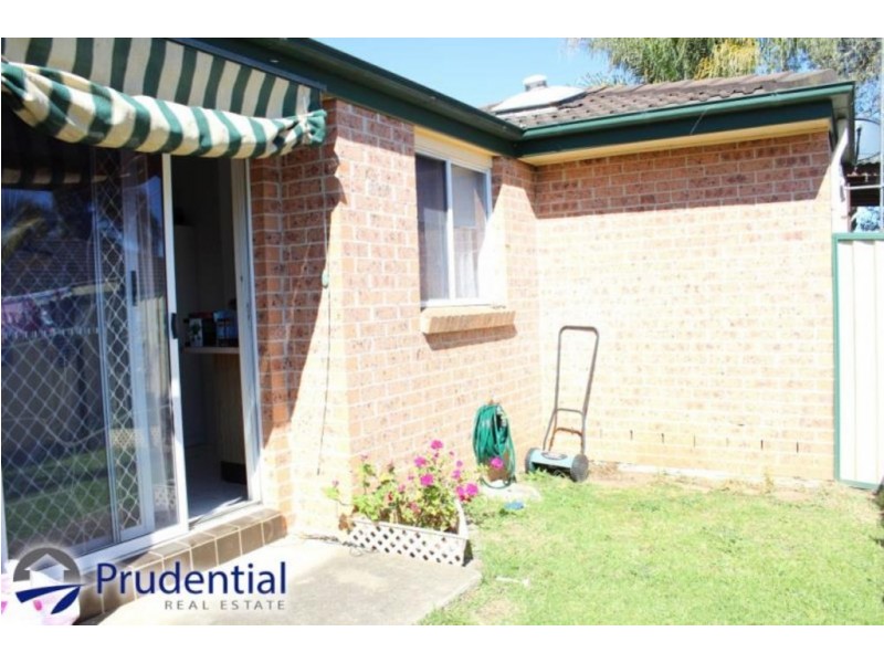 11/26 Blackwood Ave, Minto NSW 2566