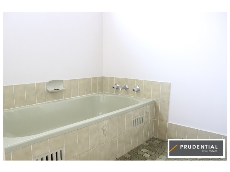 18 McDonnell Street, Raby NSW 2566