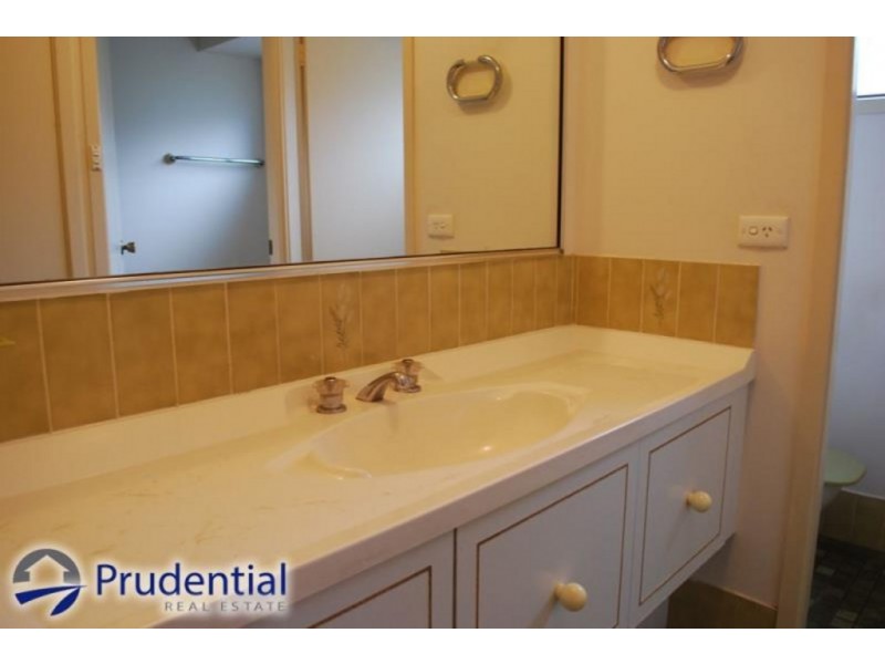 18 McDonnell Street, Raby NSW 2566