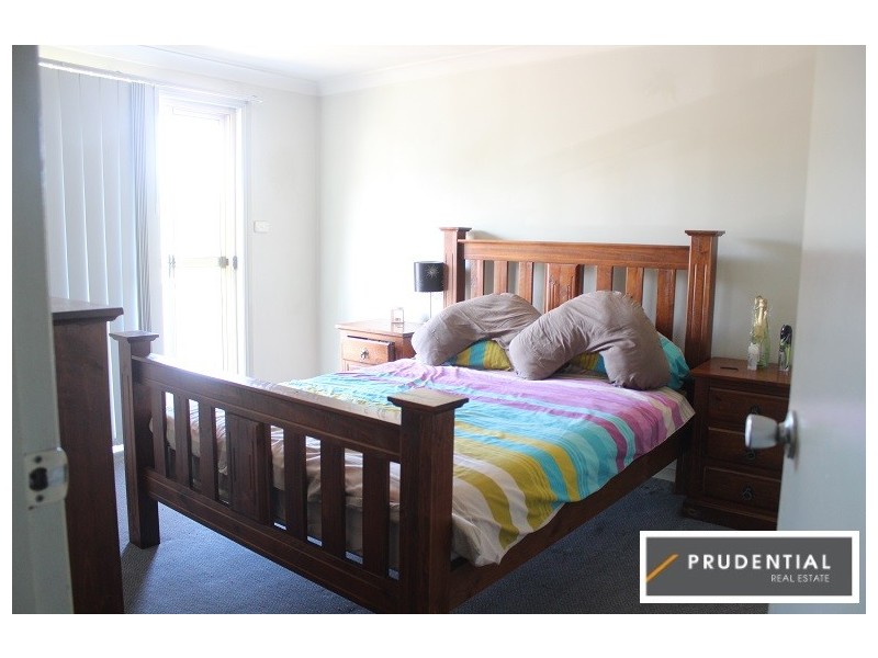 1/5 Wickfield Circuit, Ambarvale NSW 2560