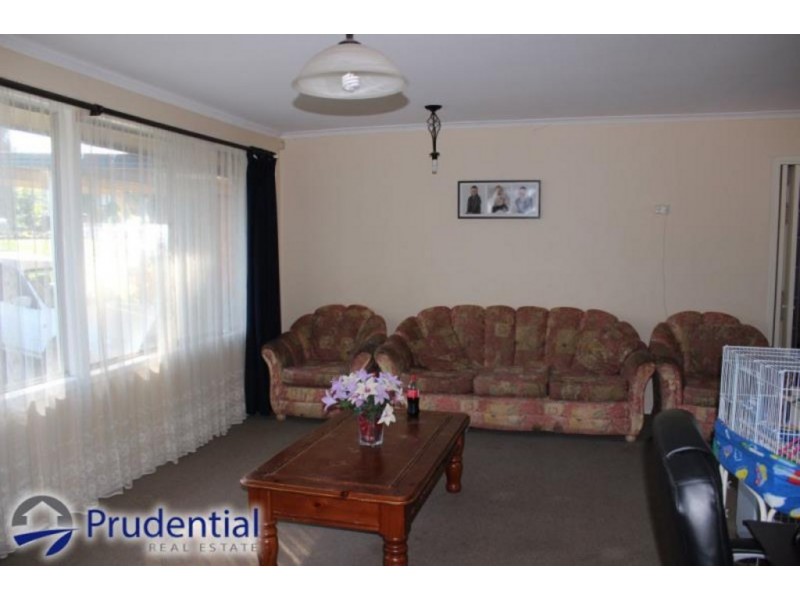 140 Campbellfield Avenue, Bradbury NSW 2560