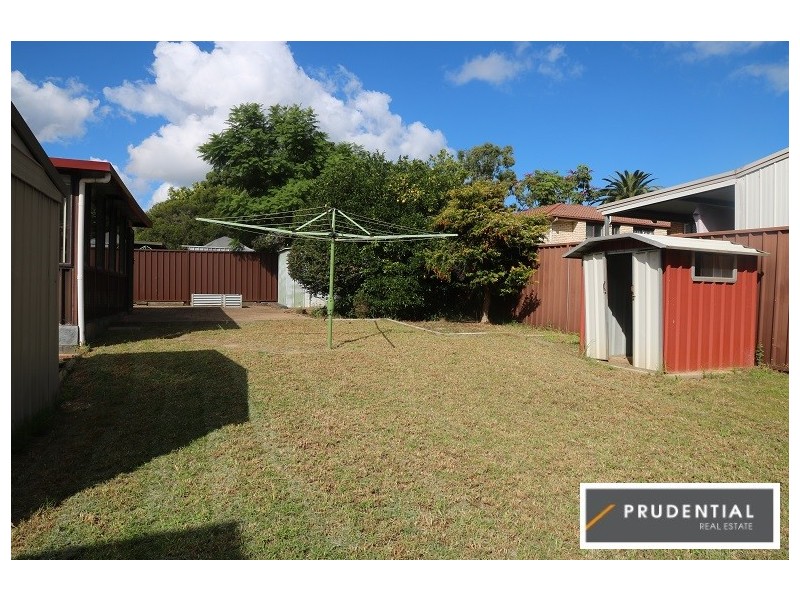 23 Crispsparkle Drive, Ambarvale NSW 2560