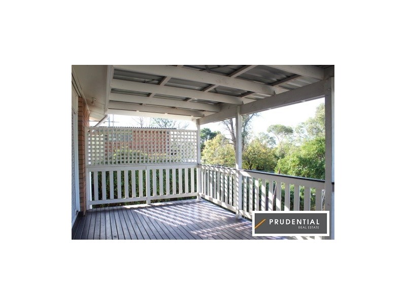 11 Lawn Avenue, Bradbury NSW 2560
