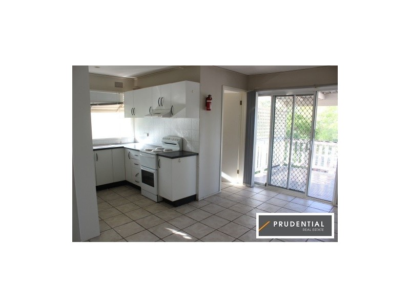 11 Lawn Avenue, Bradbury NSW 2560
