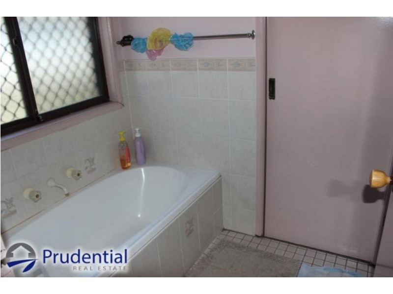 31 Tourmaline Street, Eagle Vale NSW 2558