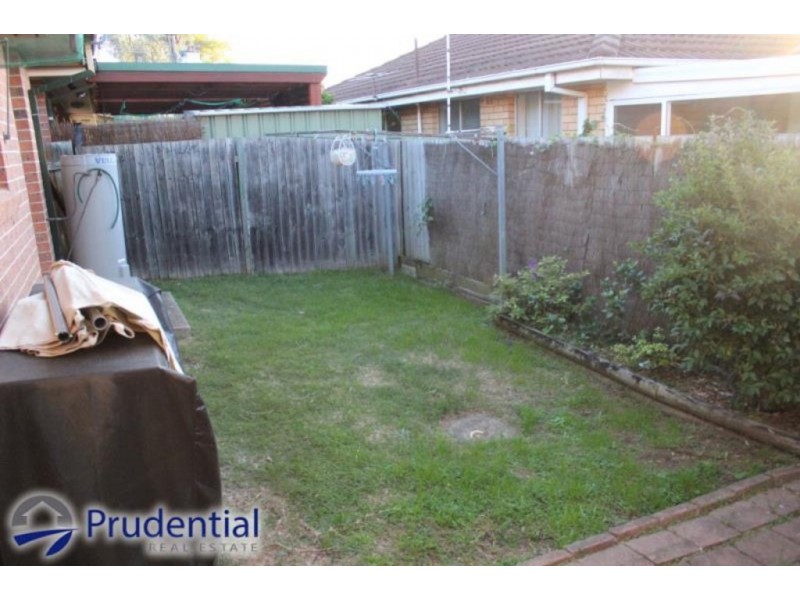 3/2 Scrivin Street, Leumeah NSW 2560