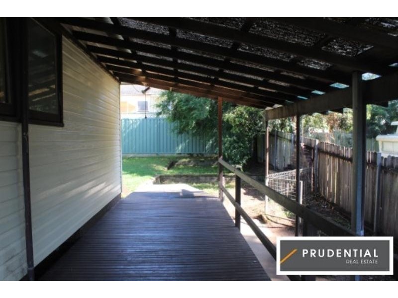 39 Phillip Street, Campbelltown NSW 2560