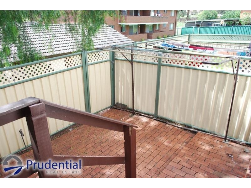 26/18 Westmoreland Road, Minto NSW 2566