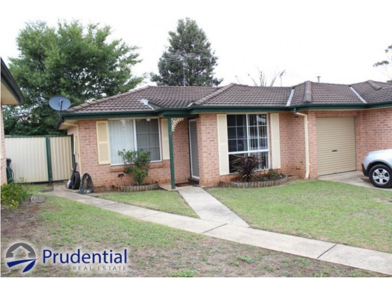 8/26 Blackwood Avenue, Minto NSW 2566