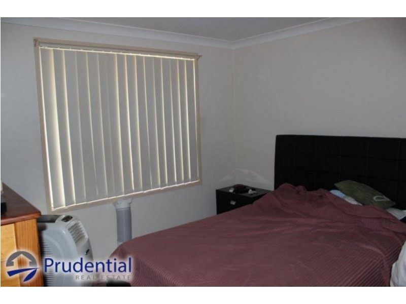 8/26 Blackwood Avenue, Minto NSW 2566