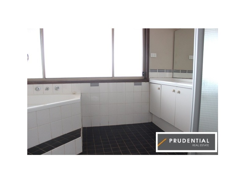 86 Gould Road, Eagle Vale NSW 2558