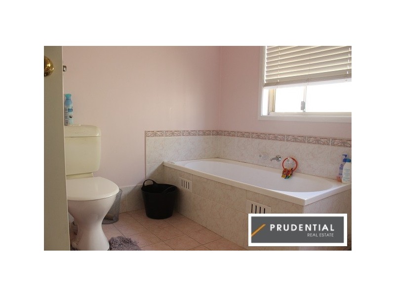 11 Parson Place, Harrington Park NSW 2567