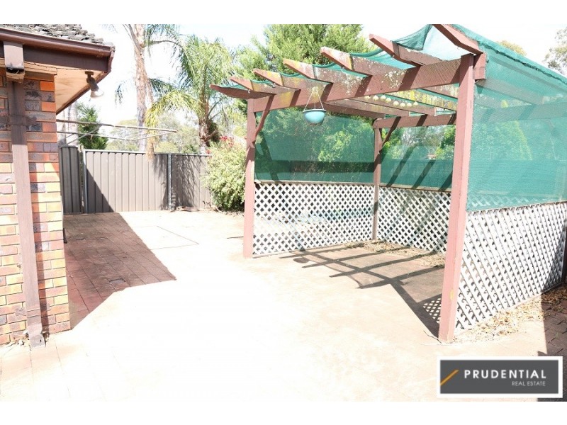 2 Wallis Place, Leumeah NSW 2560