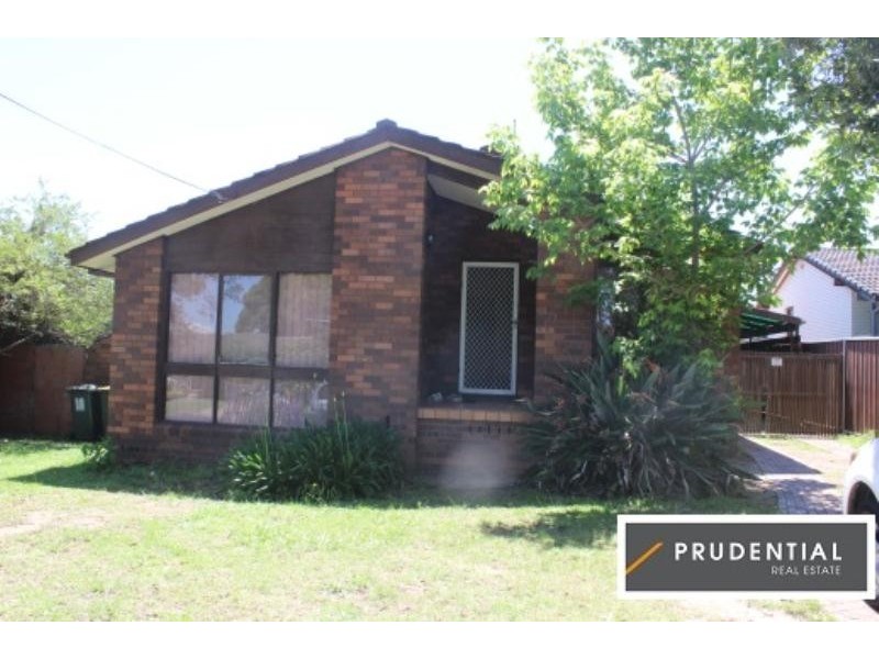 6 Sedgwick Street, Leumeah NSW 2560