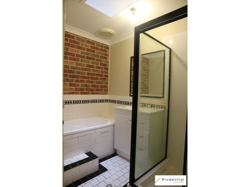 16a Ironside Drive, St Helens Park NSW 2560