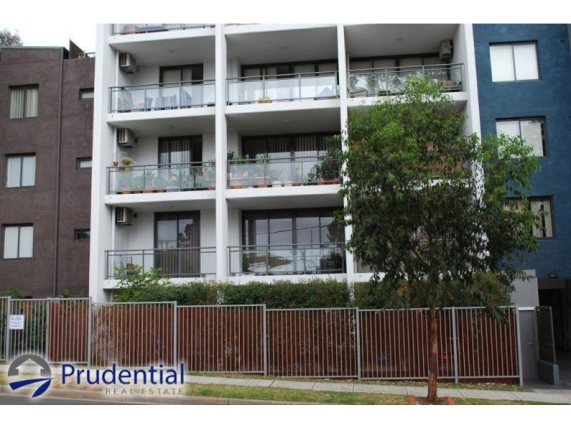 8D/541 Pemboke Road, Leumeah NSW 2560