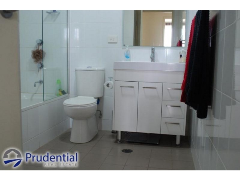 8D/541 Pemboke Road, Leumeah NSW 2560