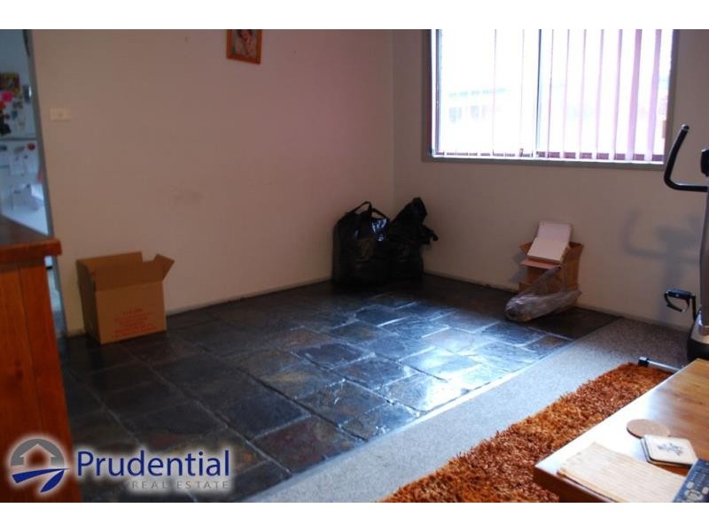 14 Haredale Street, Ambarvale NSW 2560