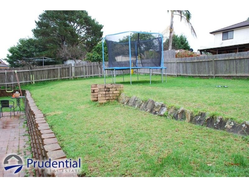 14 Haredale Street, Ambarvale NSW 2560