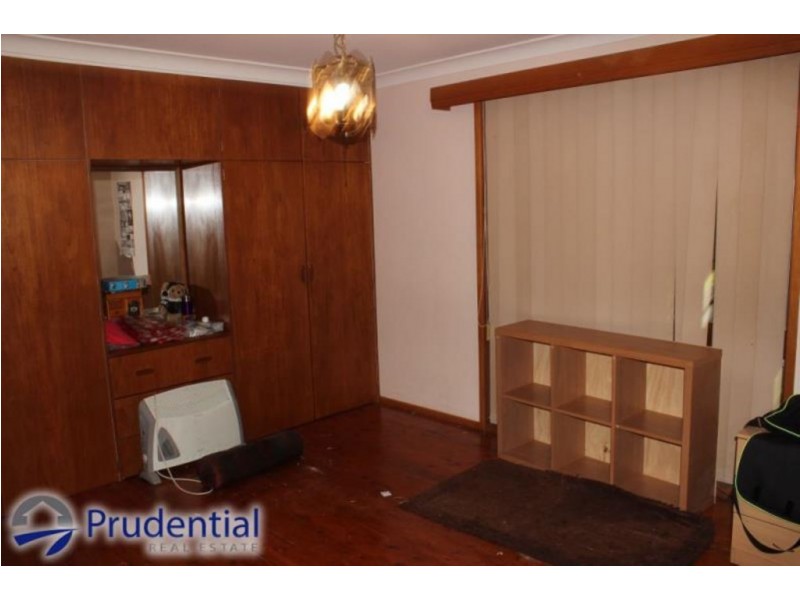 24 Kendall Street, Campbelltown NSW 2560