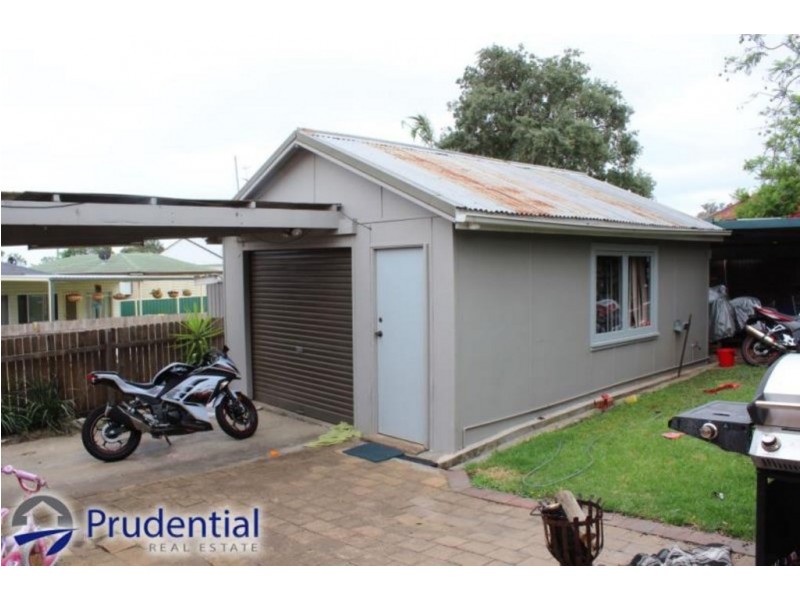 24 Kendall Street, Campbelltown NSW 2560
