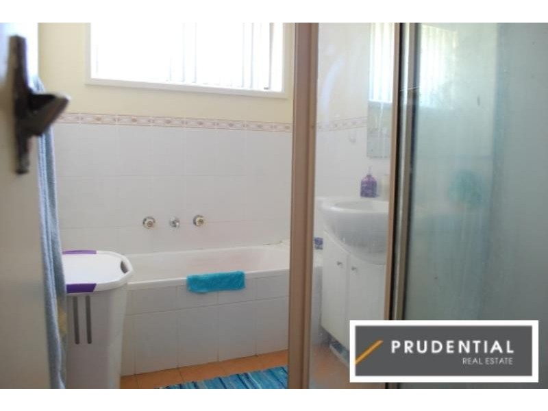 14 Sunart Place, St Andrews NSW 2566