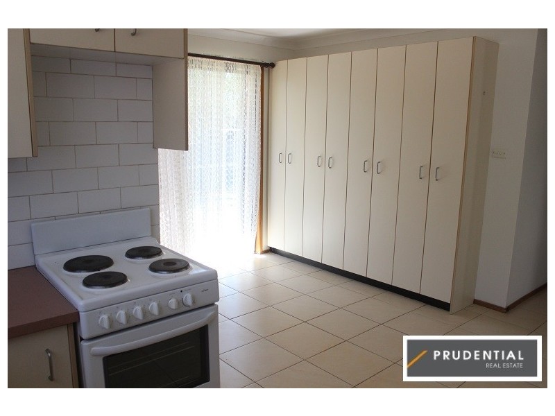 19 Lillyvicks Crescent, Ambarvale NSW 2560